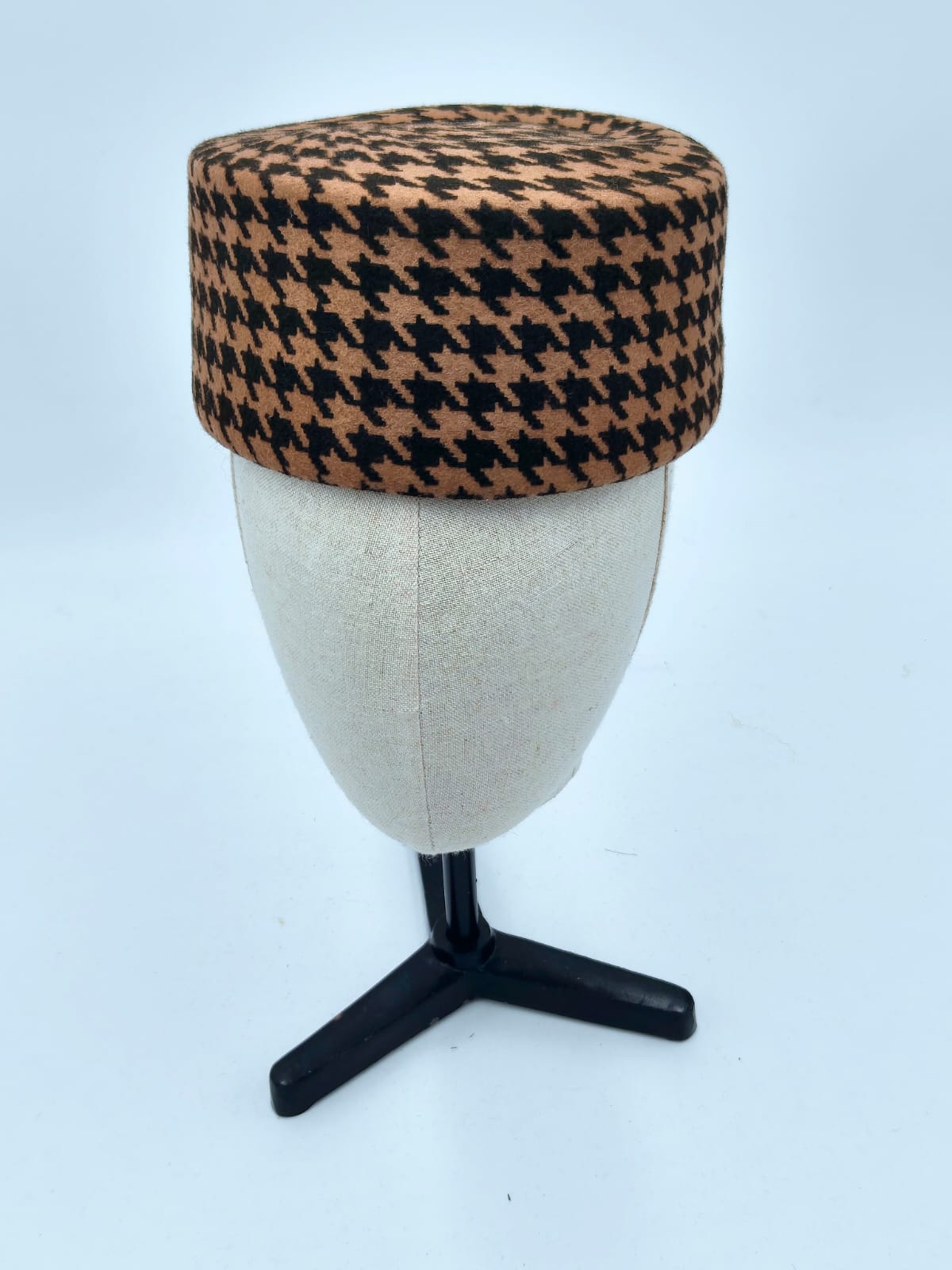 Pillbox  Pied-de-poule