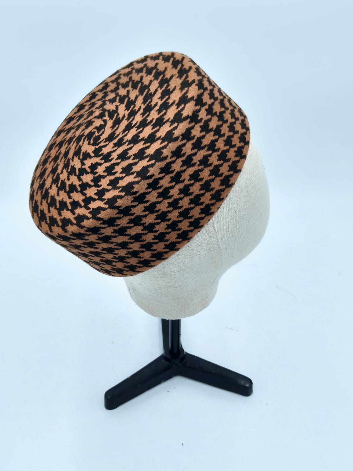 Pillbox  Pied-de-poule